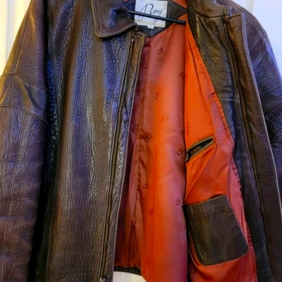 Remy Authentic Vintage Italian leather jacket - Picture 1 of 11